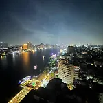 شقة فاخره على النيل C103
